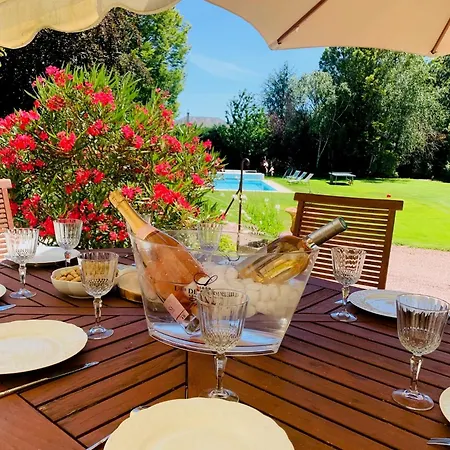 La Gentilhommiere De Alojamento de Acomodação e Pequeno-almoço