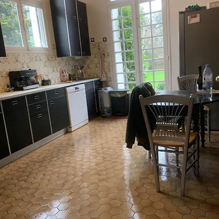 La Gentilhommiere De Oda ve Kahvaltı