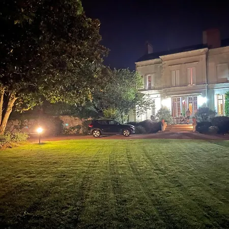 Bed & Breakfast La Gentilhommiere De 4*