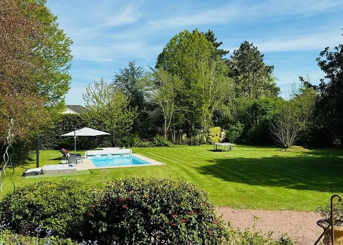 La Gentilhommiere De 4*