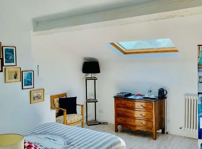 La Gentilhommiere De Bed & Breakfast